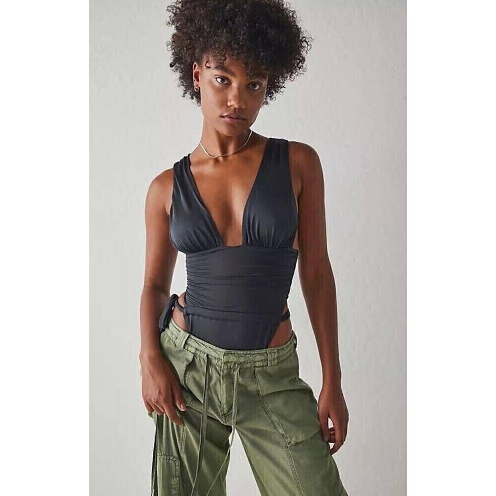 Free People We Are HAH Cut To The Chase 1 PC Bodysuit Swimsuit Size S Noir Black